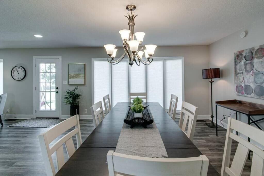 The Residence At Hilltop Acres - Clarksville, Tn ภายนอก รูปภาพ